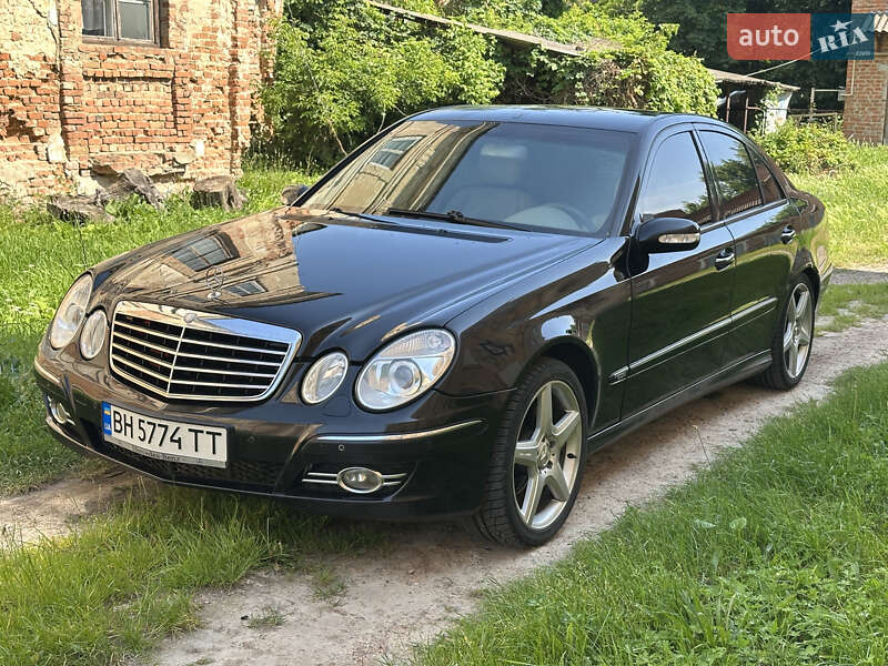 Mercedes-Benz E-Class 2002