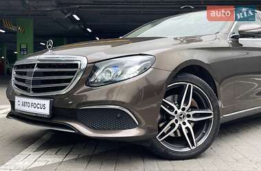 Седан Mercedes-Benz E-Class 2017 в 