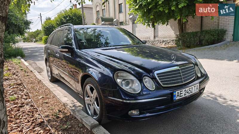 Mercedes-Benz E-Class 2004