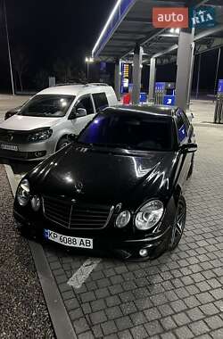 Седан Mercedes-Benz E-Class 2004 в 