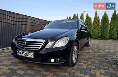 Седан Mercedes-Benz E-Class 2011 в Ізяславі