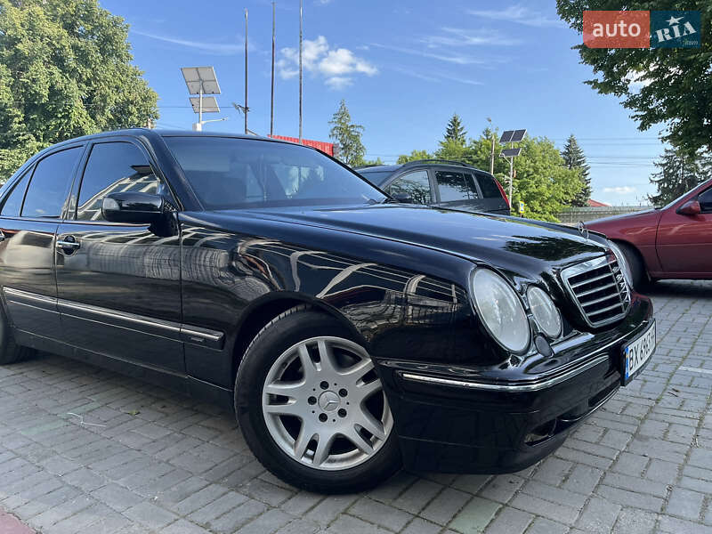 Седан Mercedes-Benz E-Class 2001 в Хмельницком