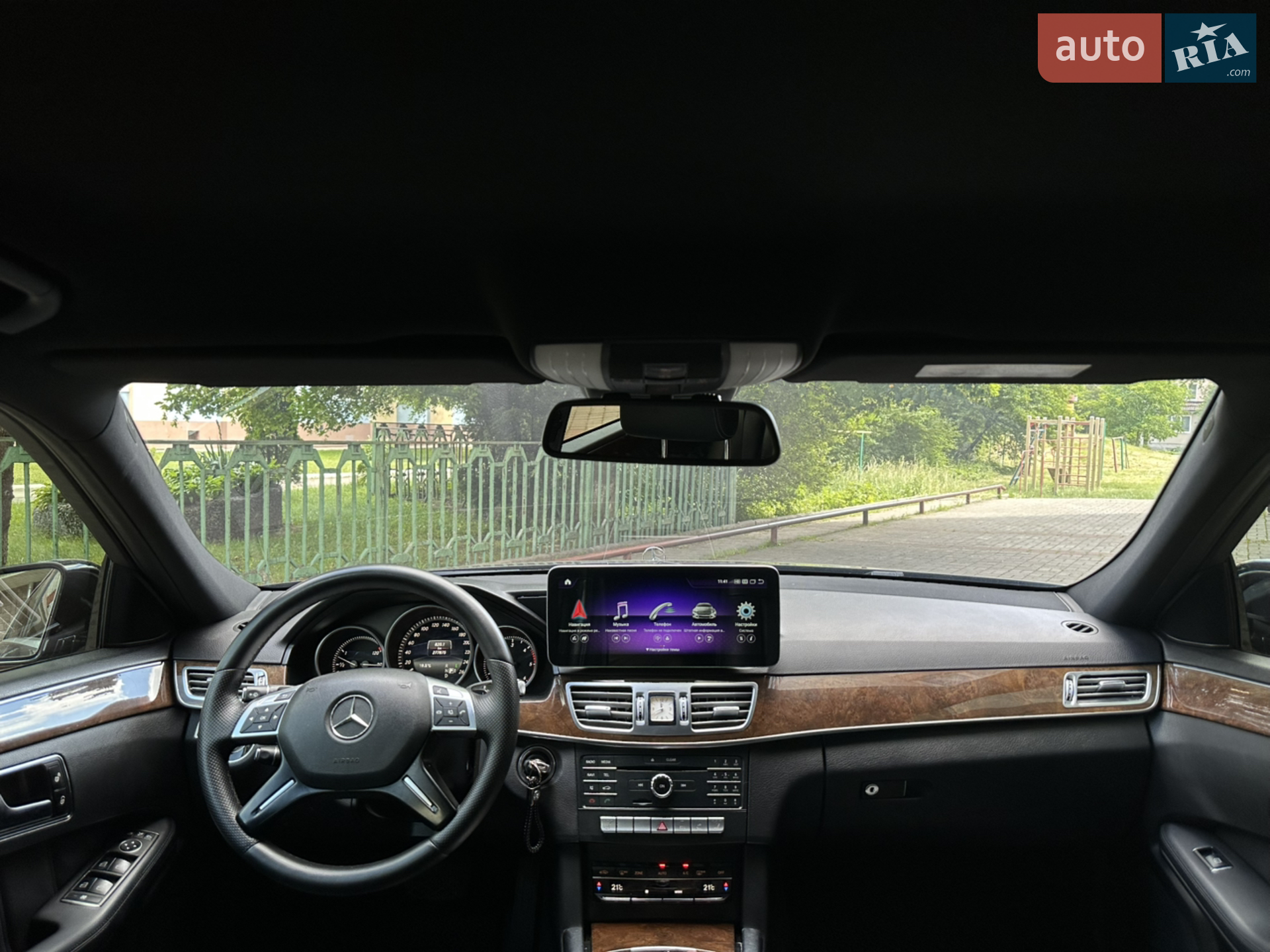 2015 Mercedes-Benz E-klasse - мініатюра 21