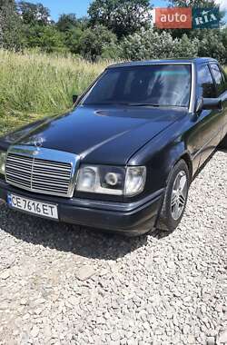 Седан Mercedes-Benz E-Class 1992 в 