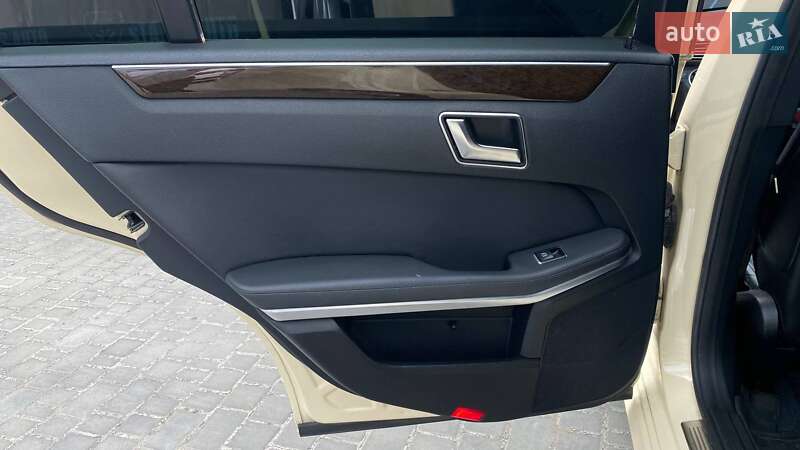 Универсал Mercedes-Benz E-Class 2013 в Виннице