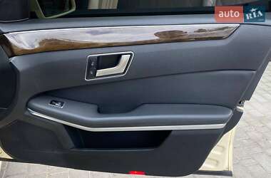 Универсал Mercedes-Benz E-Class 2013 в 