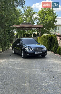 Седан Mercedes-Benz E-Class 2004 в Черновцах
