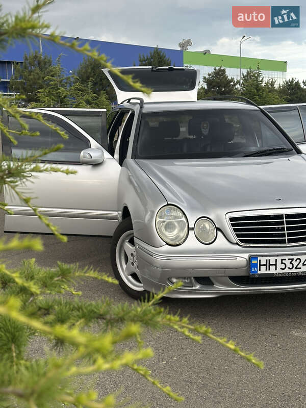 Mercedes-Benz E-Class 1999