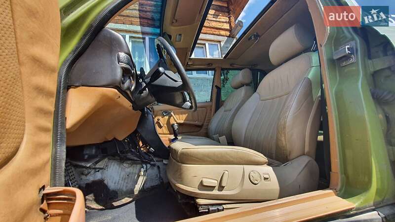 Седан Mercedes-Benz E-Class 1982 в Славском