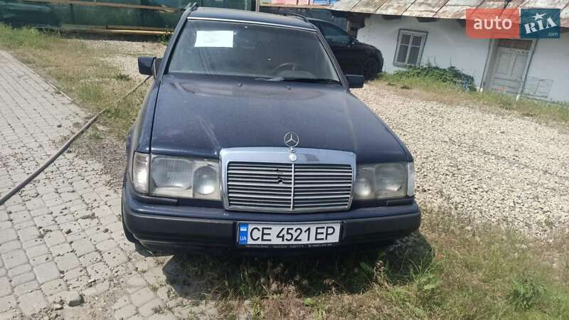 Mercedes-Benz E-Class 1992