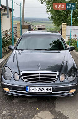 Седан Mercedes-Benz E-Class 2004 в Вознесенске