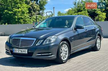 Седан Mercedes-Benz E-Class 2010 в Хмельницком