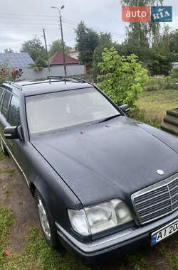 Универсал Mercedes-Benz E-Class 1995 в Бобровице