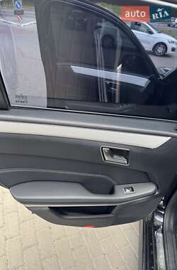 Универсал Mercedes-Benz E-Class 2013 в 