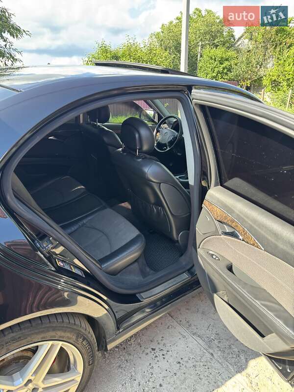 Седан Mercedes-Benz E-Class 2004 в Киеве