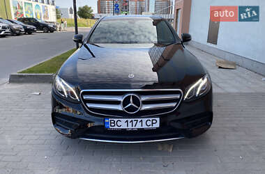 Седан Mercedes-Benz E-Class 2017 в Львове
