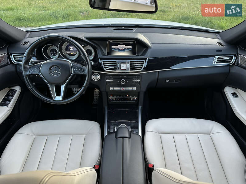 Седан Mercedes-Benz E-Class 2015 в Києві