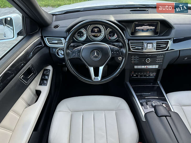 Седан Mercedes-Benz E-Class 2015 в Києві