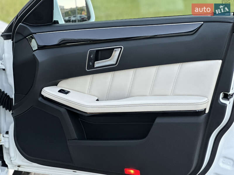 Седан Mercedes-Benz E-Class 2015 в Києві