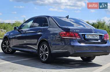 Седан Mercedes-Benz E-Class 2015 в 