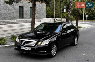 Седан Mercedes-Benz E-Class 2013 в Луцке