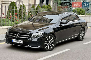 Седан Mercedes-Benz E-Class 2019 в Києві