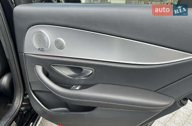 Седан Mercedes-Benz E-Class 2019 в 