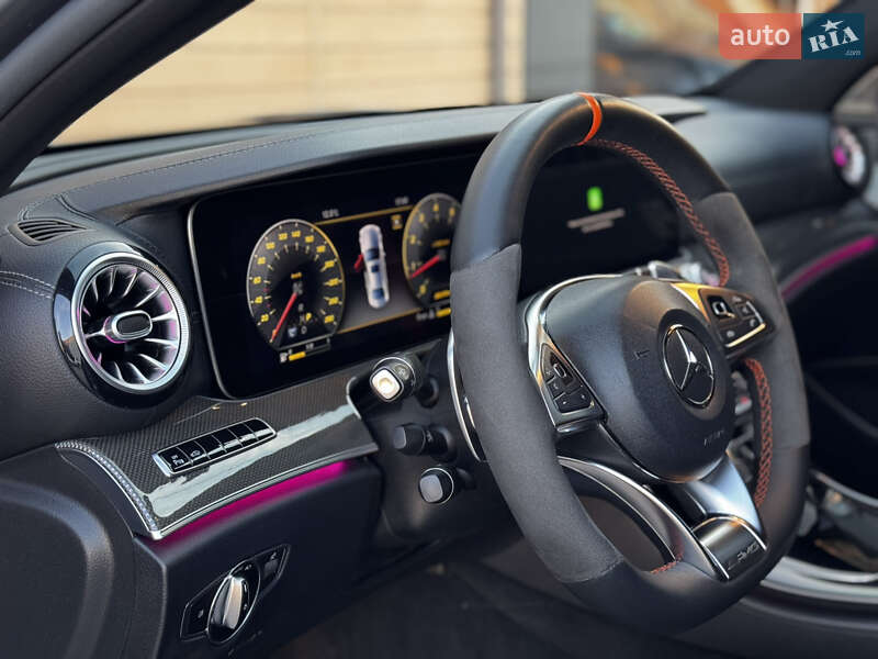 Седан Mercedes-Benz E-Class 2018 в Киеве фото 34 Седан Mercedes-Benz E-Class 2018 в Киеве