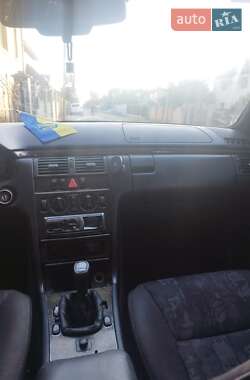Седан Mercedes-Benz E-Class 1996 в 