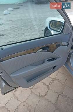 Седан Mercedes-Benz E-Class 2003 в 