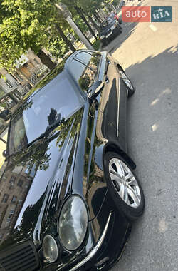Седан Mercedes-Benz E-Class 2005 в Запоріжжі