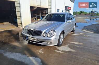 Седан Mercedes-Benz E-Class 2004 в Прилуках