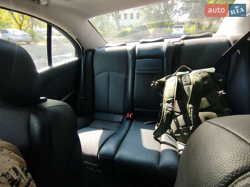 Седан Mercedes-Benz E-Class 2008 в Краматорську