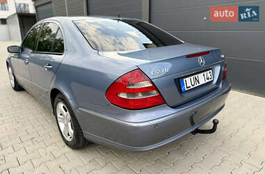 Седан Mercedes-Benz E-Class 2005 в 
