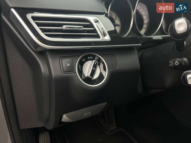 Седан Mercedes-Benz E-Class 2014 в Киеве