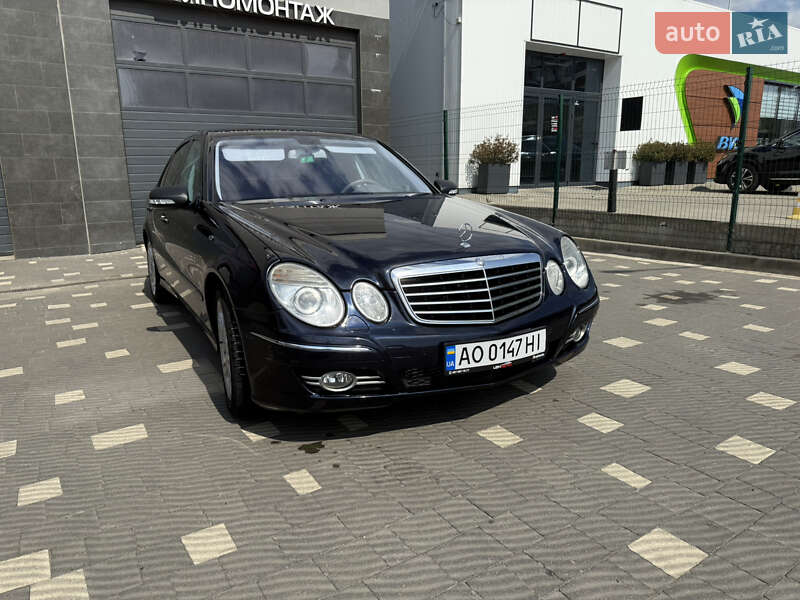 Седан Mercedes-Benz E-Class 2007 в Ужгороде