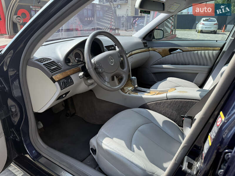 Седан Mercedes-Benz E-Class 2007 в Ужгороде