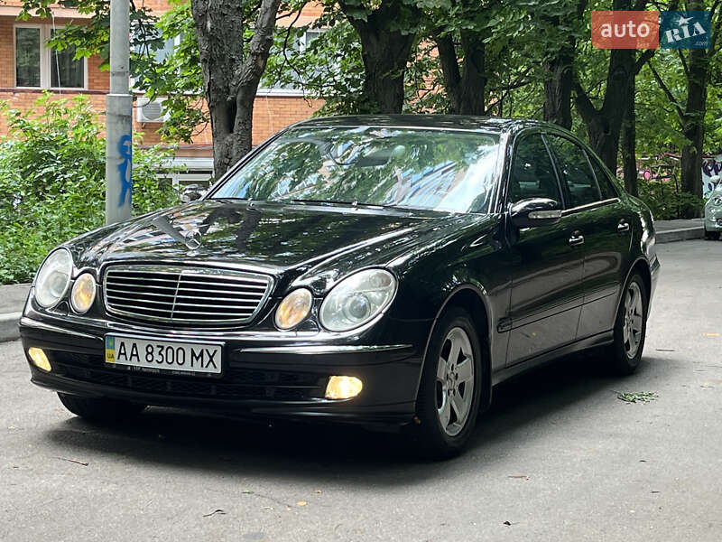 Седан Mercedes-Benz E-Class 2005 в Киеве