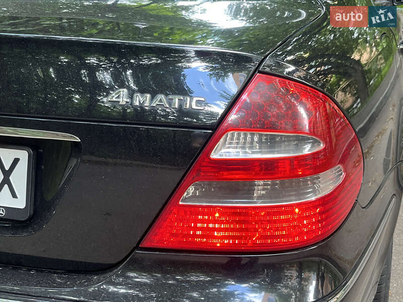 Седан Mercedes-Benz E-Class 2005 в Киеве