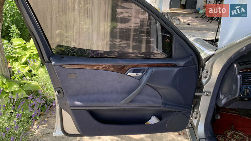 Седан Mercedes-Benz E-Class 1999 в Белой Церкви