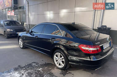 Седан Mercedes-Benz E-Class 2011 в 