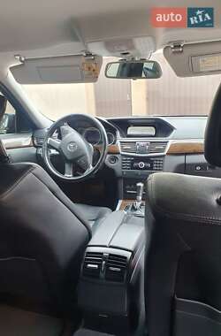 Седан Mercedes-Benz E-Class 2012 в 
