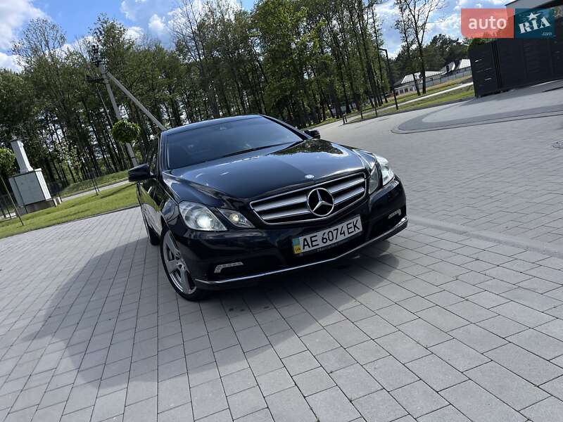 Купе Mercedes-Benz E-Class 2012 в Ковелі