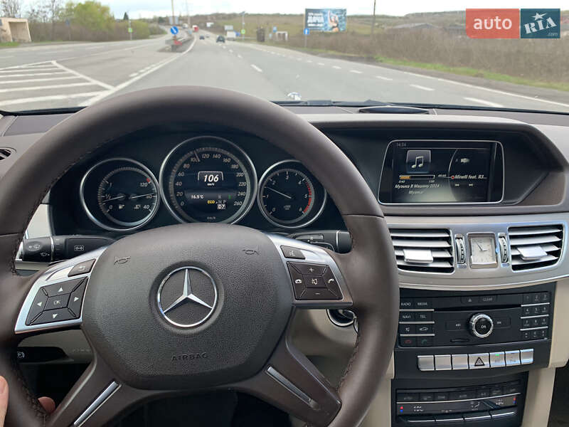 Седан Mercedes-Benz E-Class 2015 в Сваляві