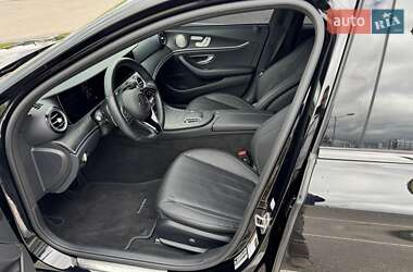 Седан Mercedes-Benz E-Class 2023 в 