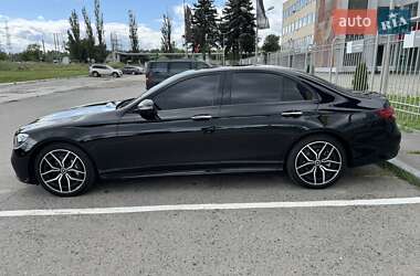 Седан Mercedes-Benz E-Class 2023 в 