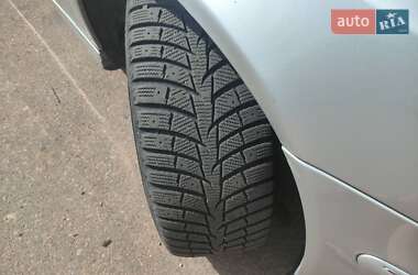 Седан Mercedes-Benz E-Class 2004 в 