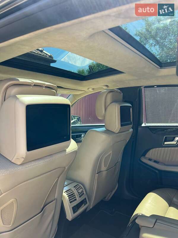 Седан Mercedes-Benz E-Class 2012 в Ужгороде