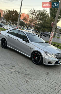 Седан Mercedes-Benz E-Class 2012 в  фото 6 Седан Mercedes-Benz E-Class 2012 в