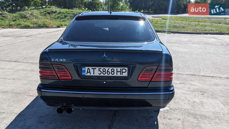 Седан Mercedes-Benz E-Class 2000 в Києві